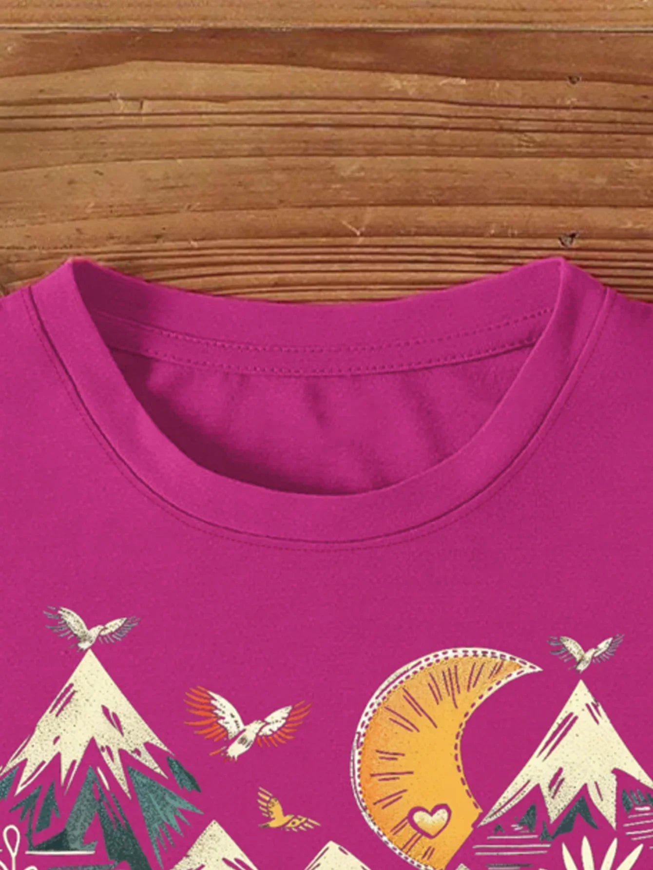 Heart Shaped Adventure 'Nature Calls' Print T-shirt Short Sleeve Crew Neck Casual Top For Summer & Spring Women's Clothing