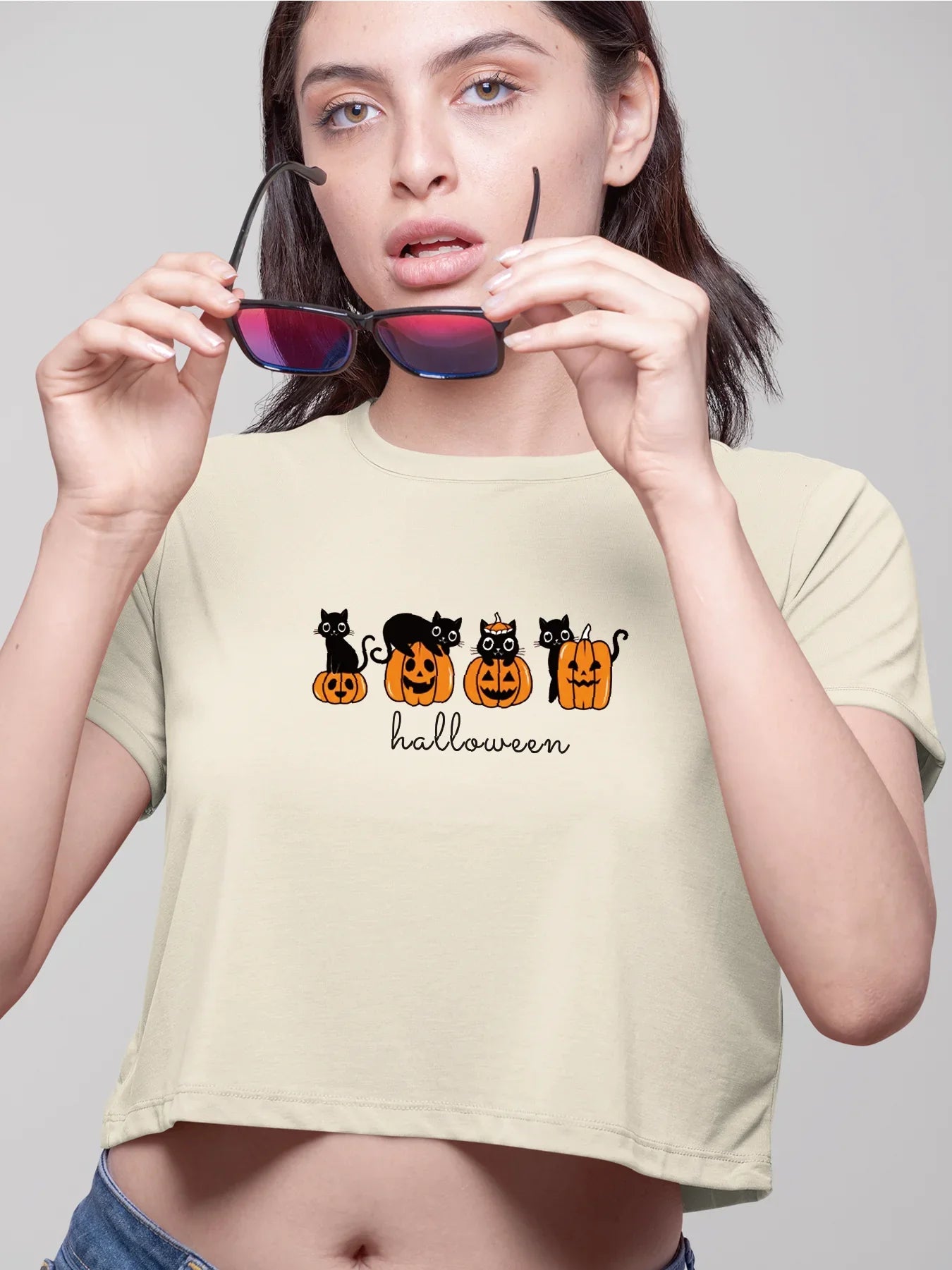 Halloween With Cats And Pumpkins Print Crew Neck Crop T-Shirts Casual Short Sleeve Top For Spring & Summer Women's Clothing