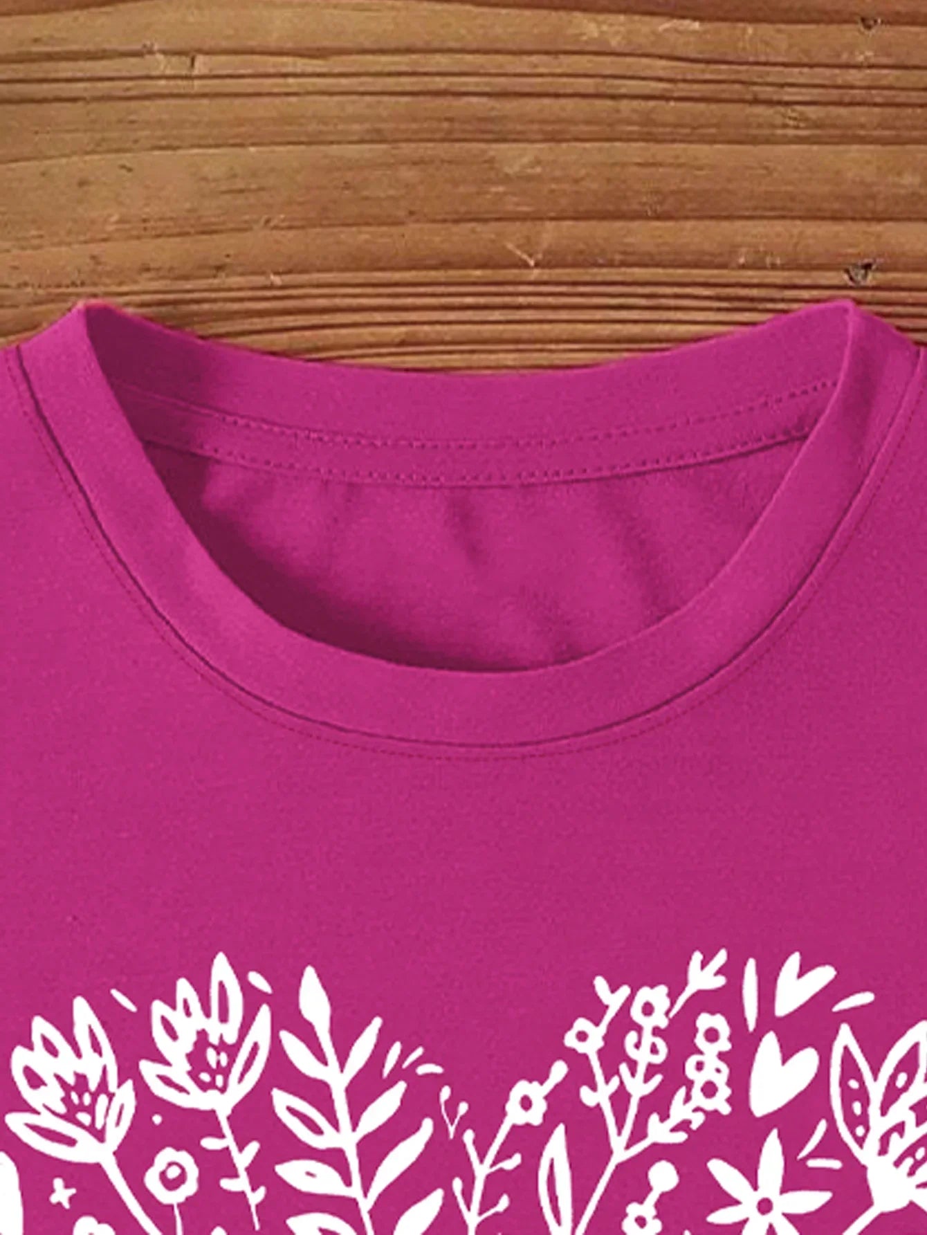 Fuchsia Tee with White Floral Heart Print T-shirt Short Sleeve Crew Neck Casual Top For Summer & Spring Women's Clothing