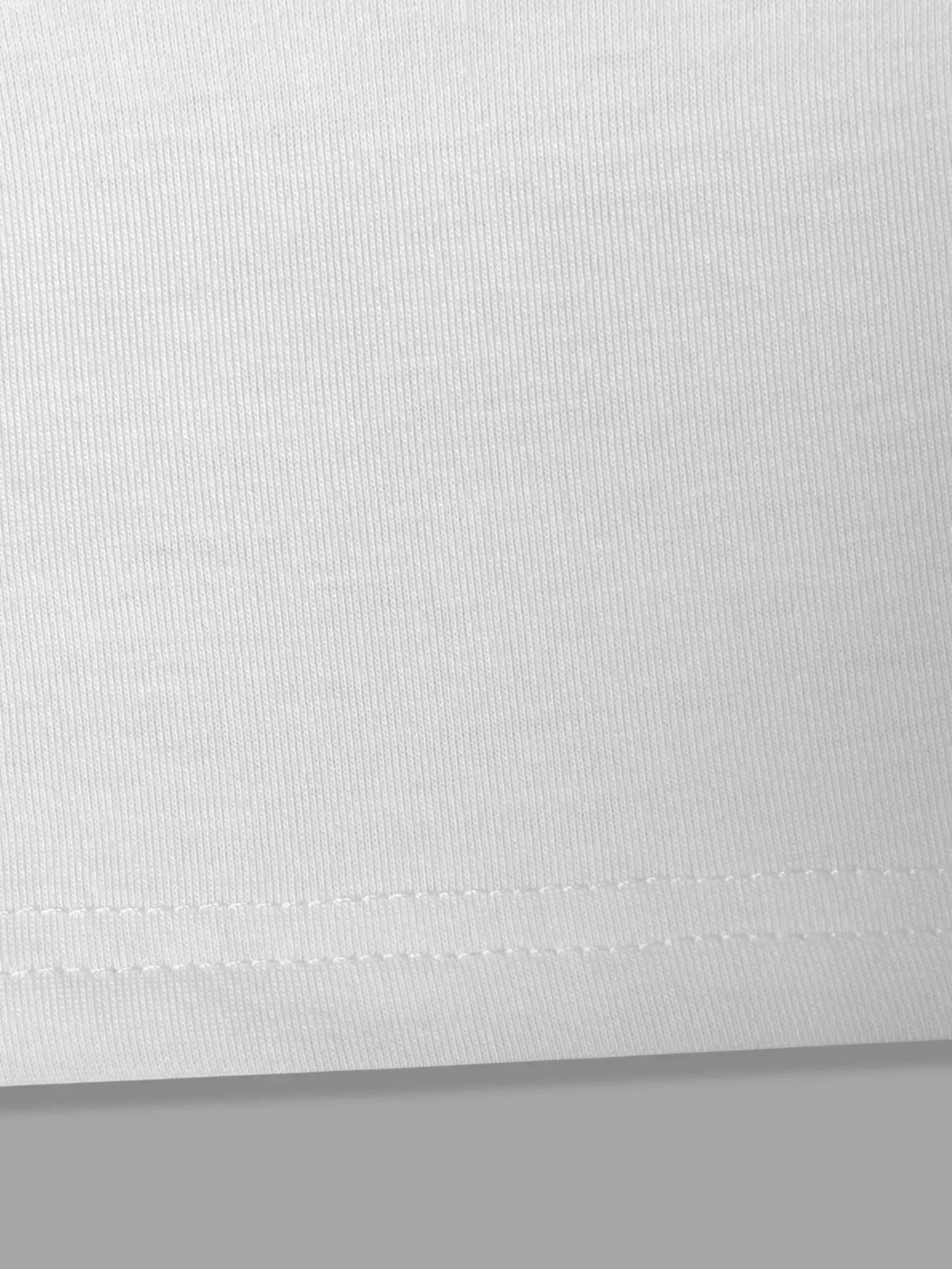 Istanbul Skyline Graphic With Bold Istanbul Print Crop Tank Top, Sleeveless Casual Top For Summer & Spring, Women's Clothing