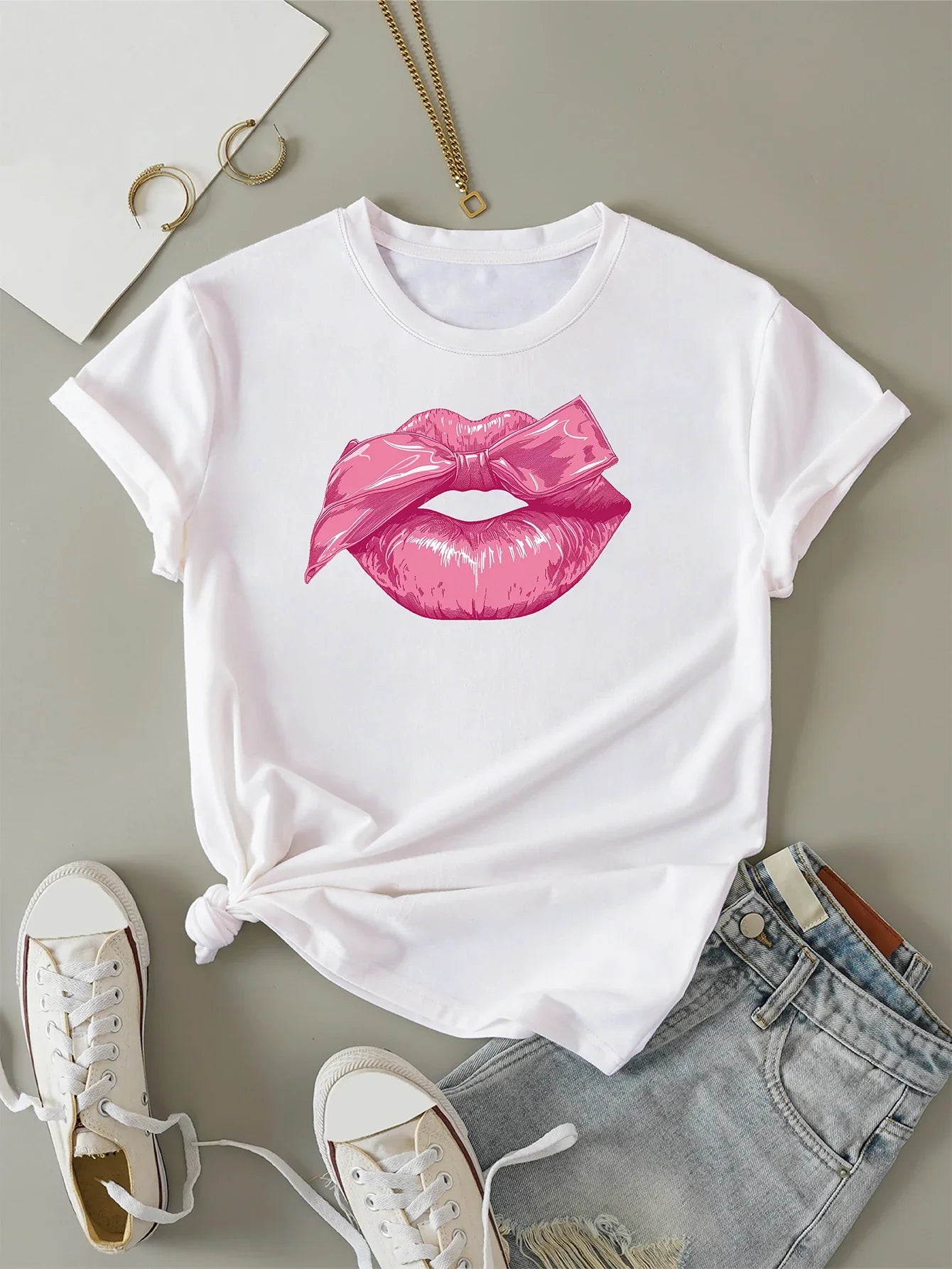 Girly Pink Lip-shaped With Bow Pattern Print T-shirt Short Sleeve Crew Neck Casual Top For Summer & Spring Women's Clothing