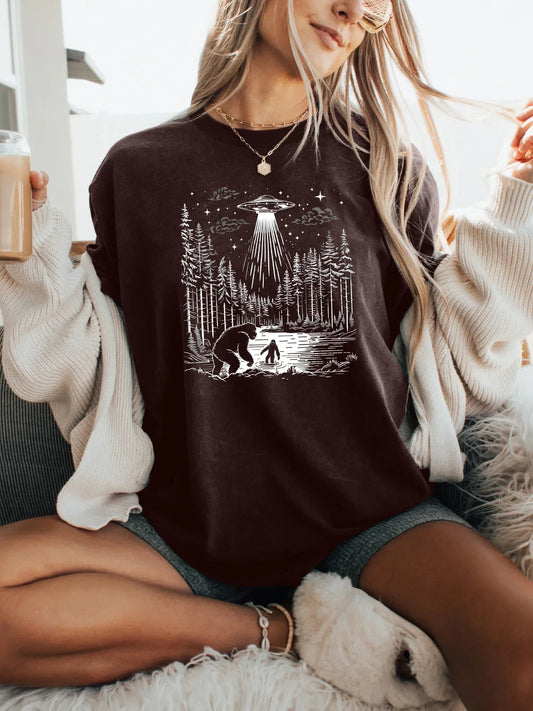 Enigmatic Forest UFO Encounter Print T-shirt Short Sleeve Crew Neck Casual Top For Summer & Spring Women's Clothing