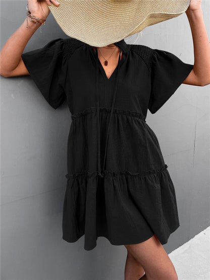 Stylish Pleated V-Neck Dress with Belt and Short Sleeves