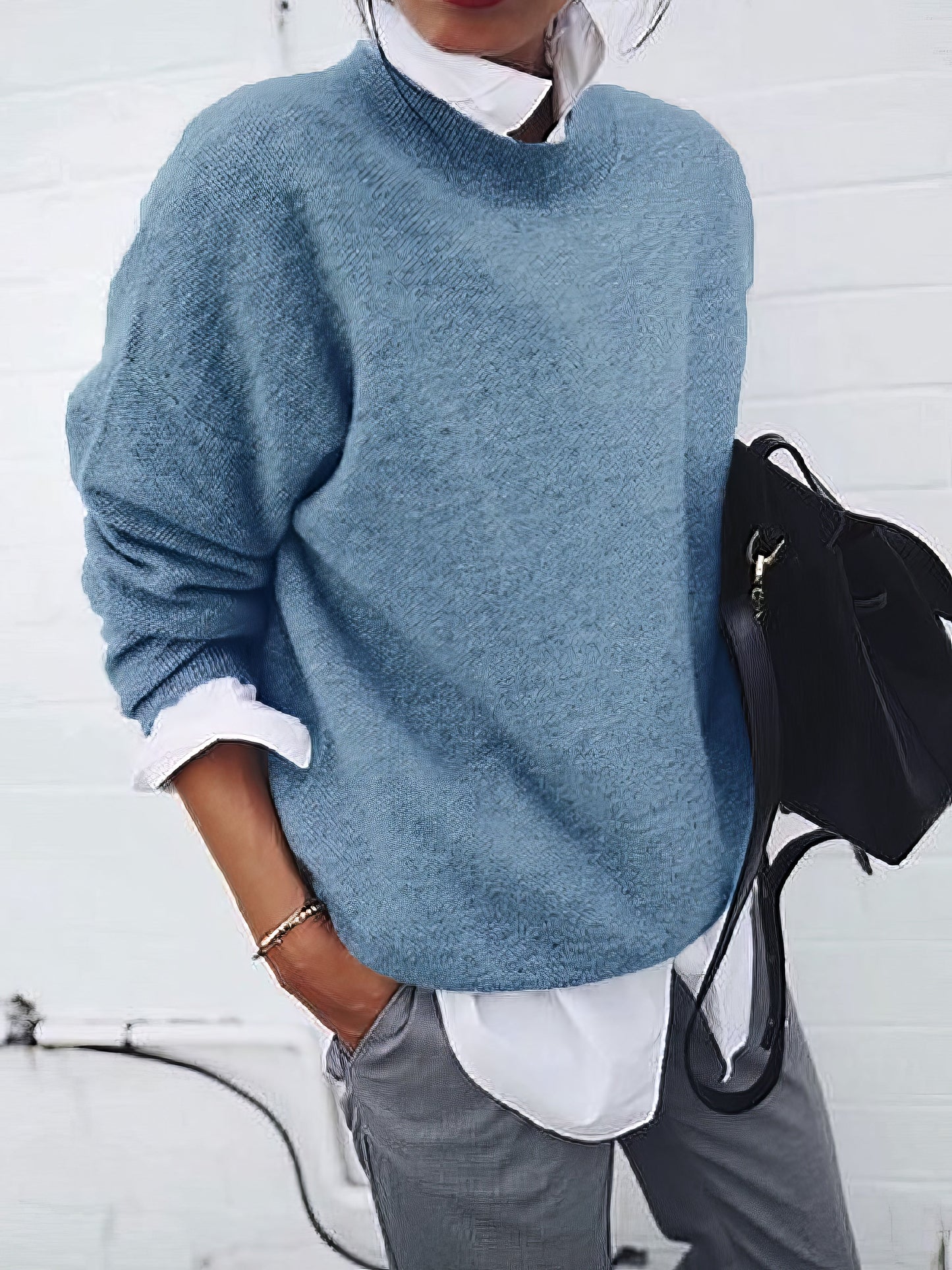 Sweaters - Round Neck Long Sleeve Sweater - MsDressly
