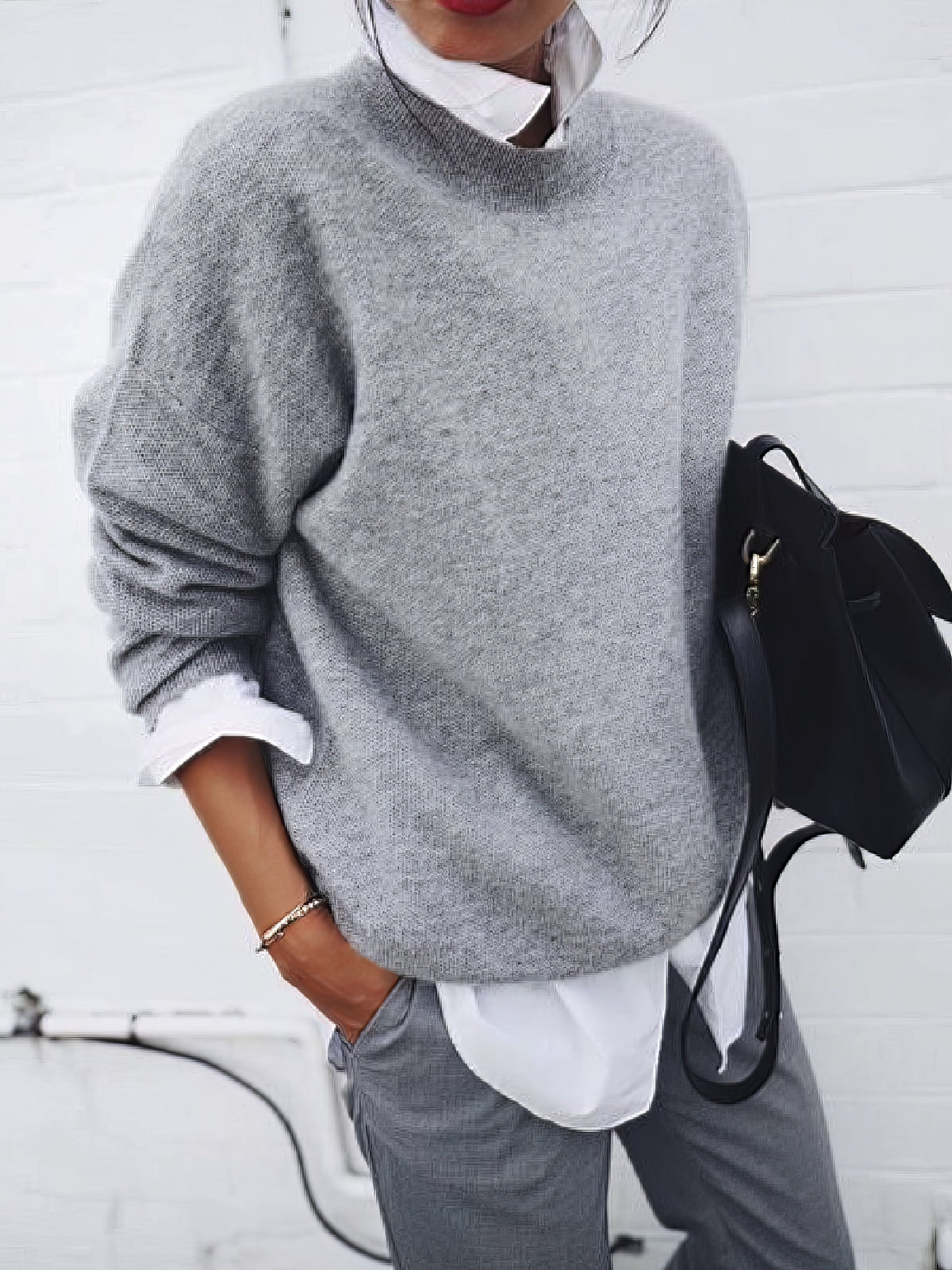 Sweaters - Round Neck Long Sleeve Sweater - MsDressly