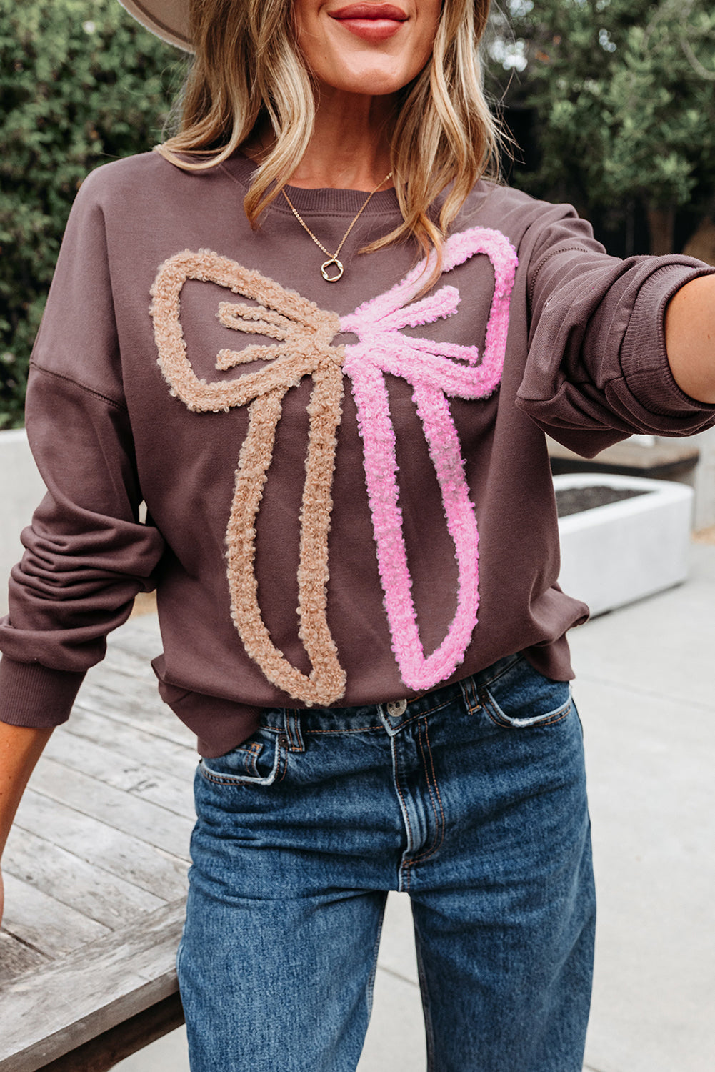 bow sweatshirt