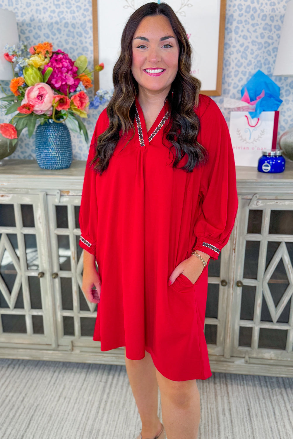 Fiery Red Plus Size Contrast Trim V Neck Puff Sleeve Loose Dress with Pockets