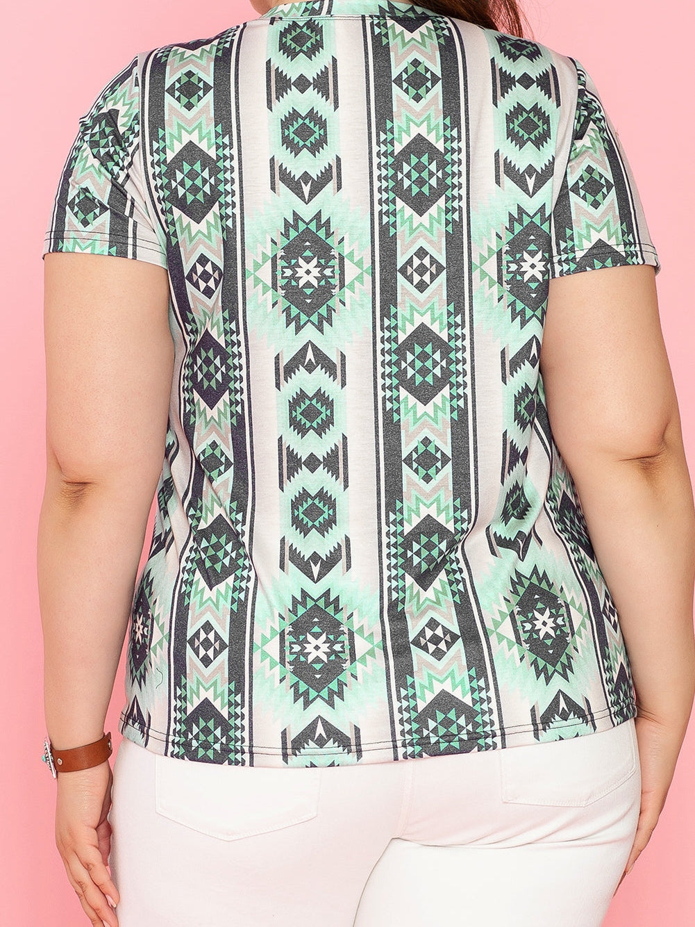 Green Geometric Retro Print Plus Size Tee