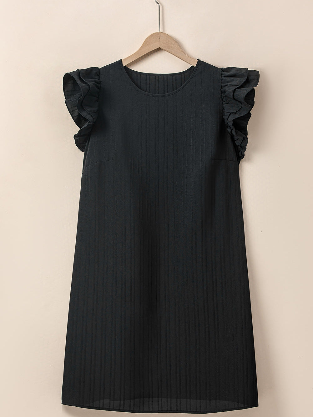 Black Ruffled Sleeve Rib Textured Plus Size Shift Dress