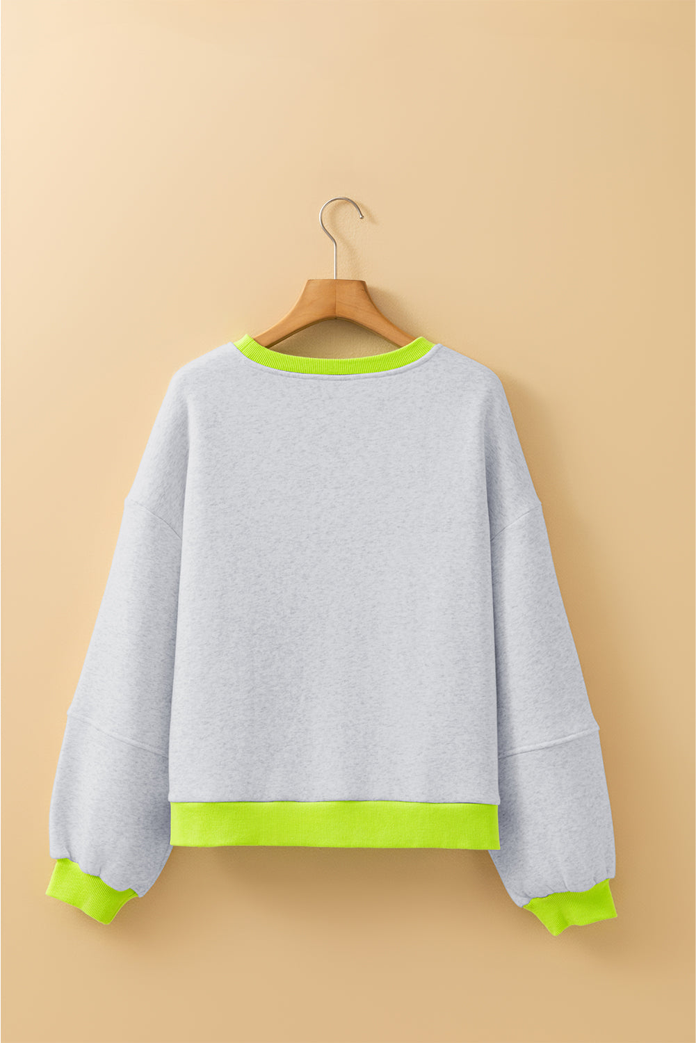 loose sweatshirt