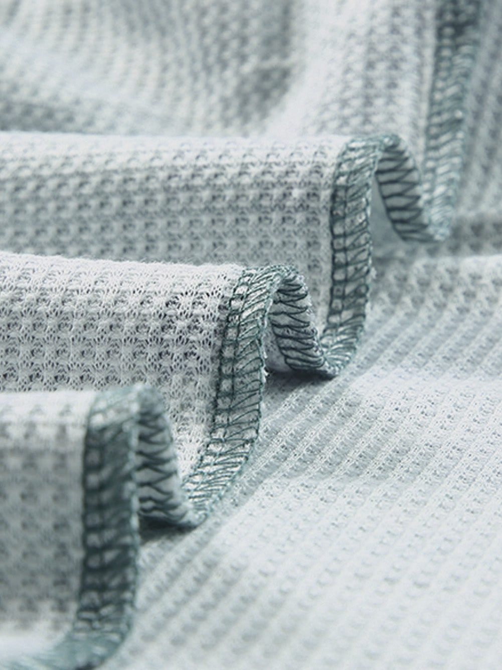 Green Camouflage Oversized Hoodie with Long Sleeves