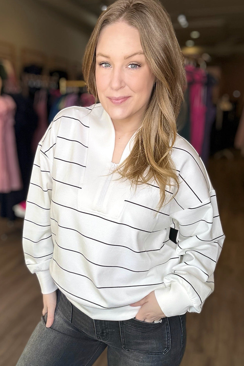 White Striped Zipped V Neck Casual Pullover Top