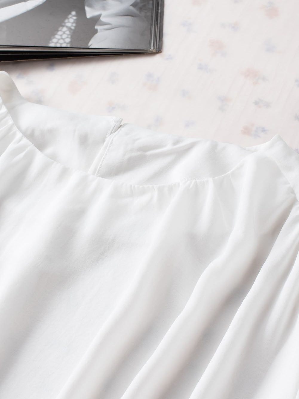 Elegant White Pleated Blouse with Puff Sleeves