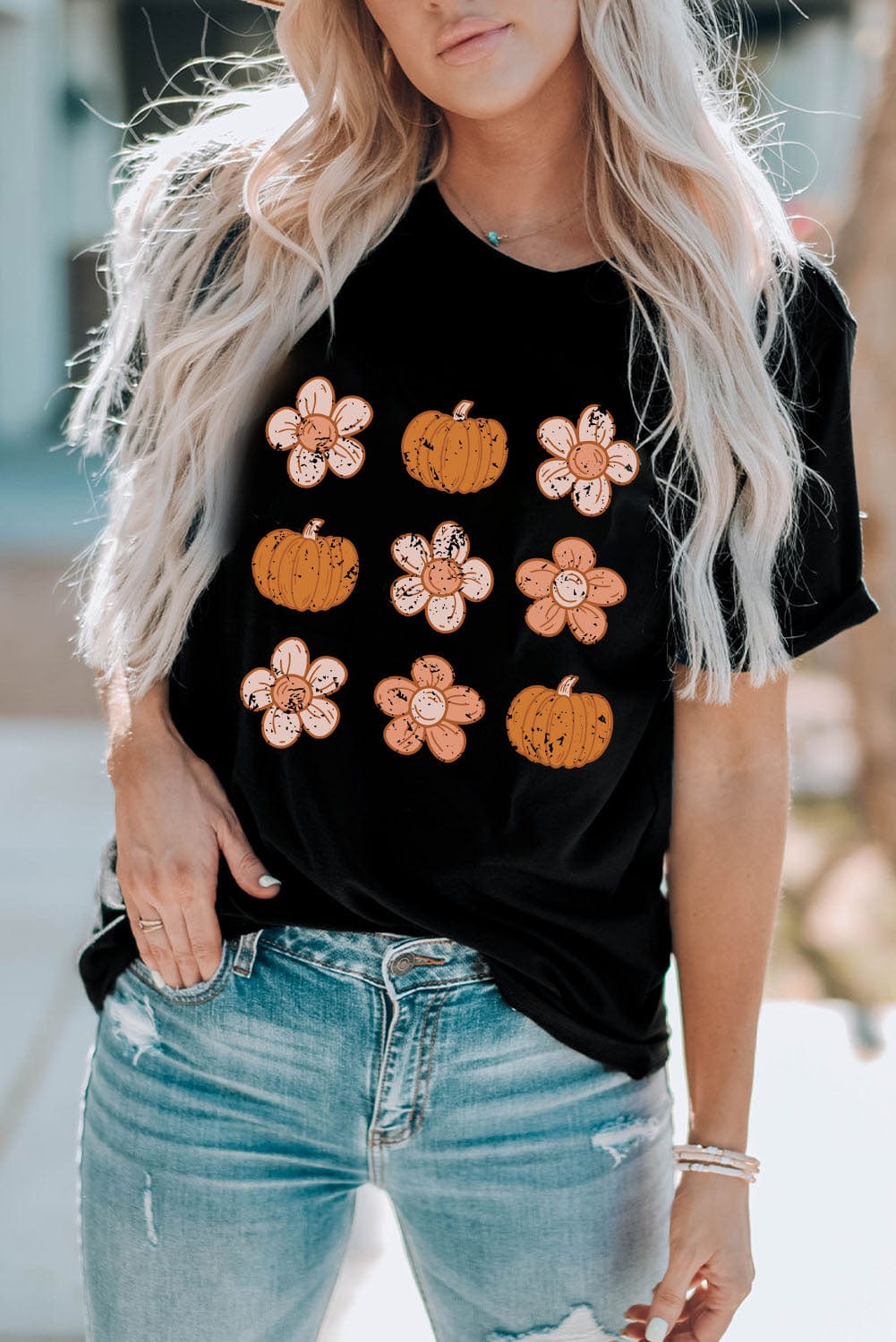 Autumn Vibes Black Pumpkin Floral Short Sleeve Tee