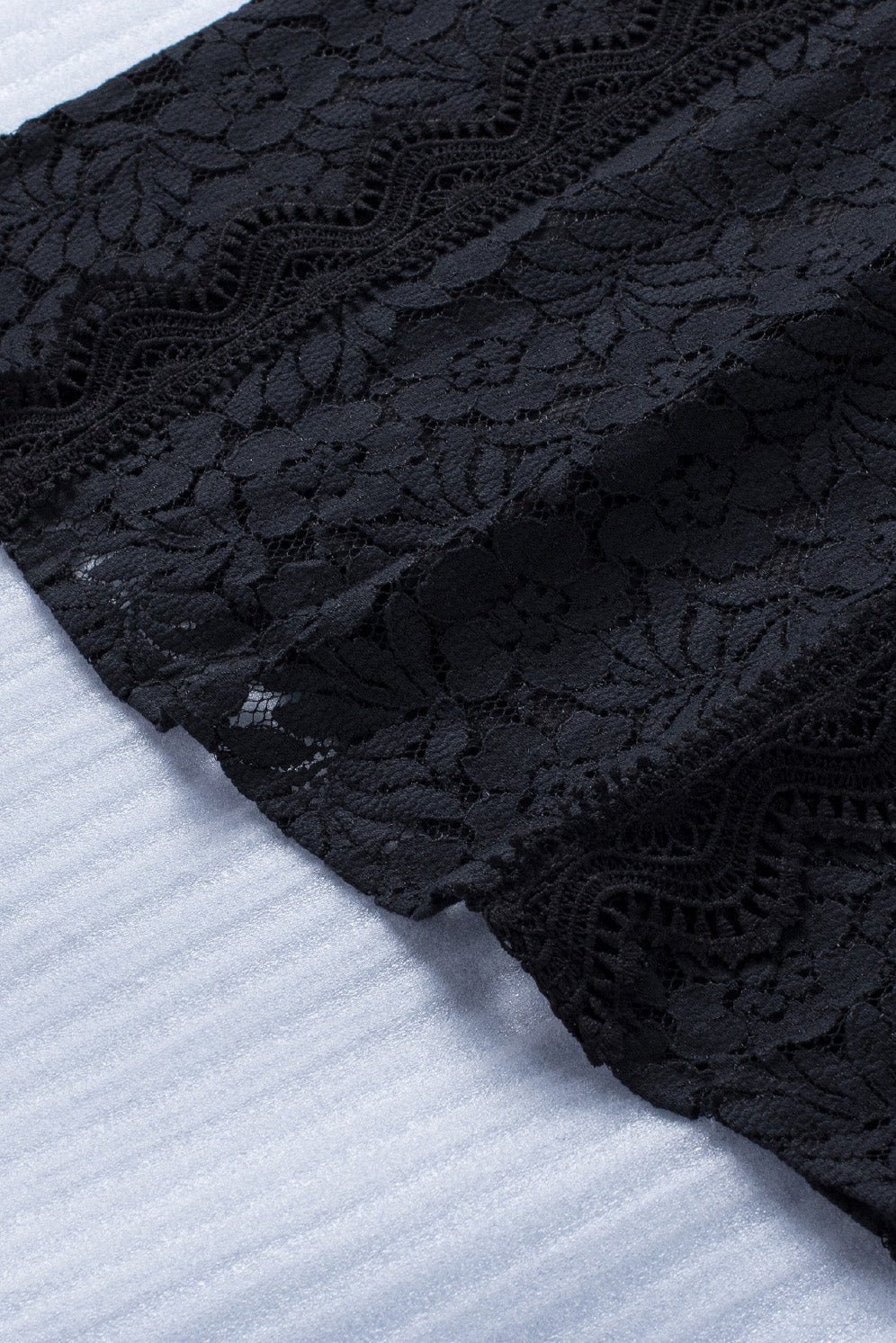 Elegant Black Lace Sleeveless V-Neck Top