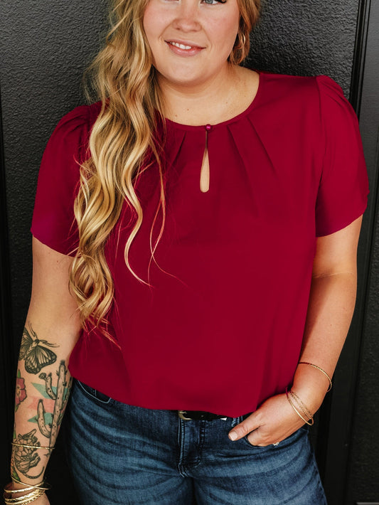 Red Dahlia Keyhole Pleated Crew Neck Plus Size T Shirt