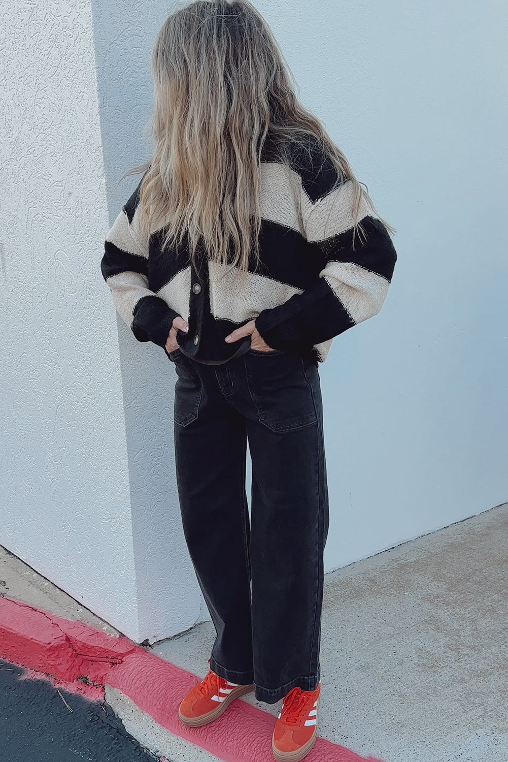 Black Color Block Buttoned V Neck Loose Fit Cardigan