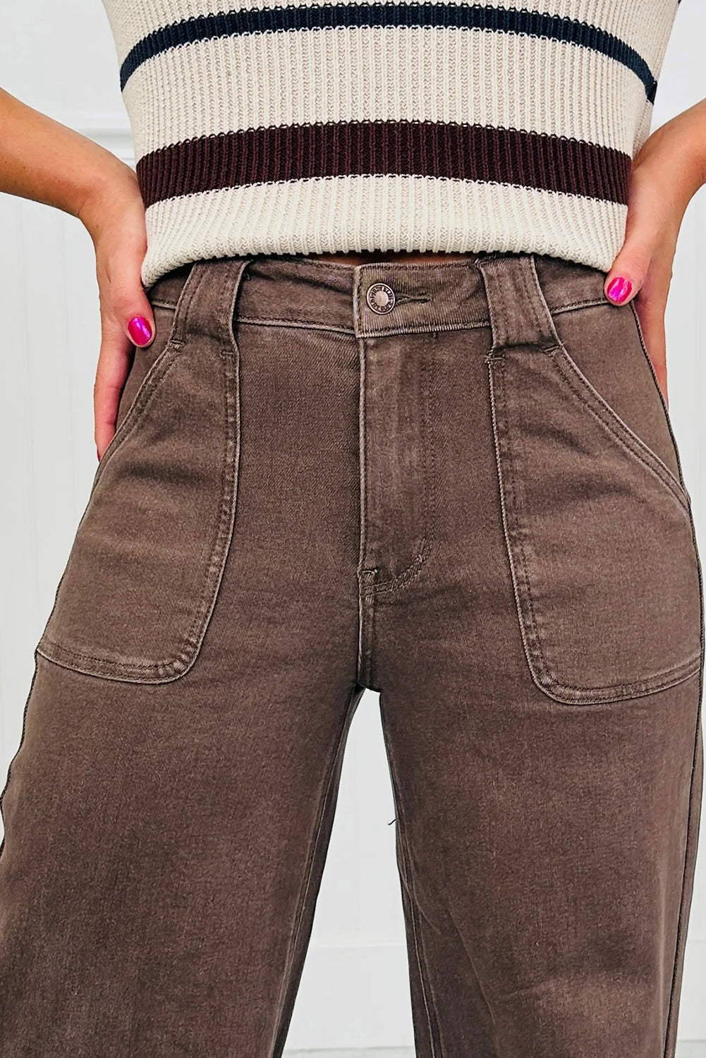 Dark Brown Retro Washed Patch Pocket Loose Jeans