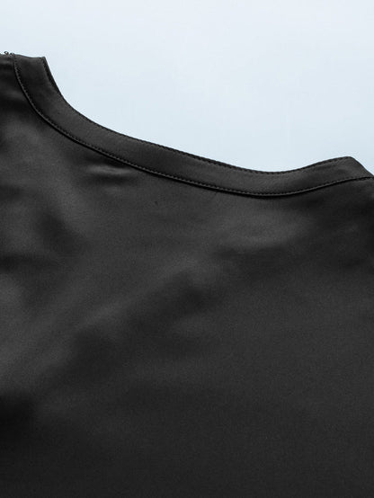 Black Plus Size Sequined Patchwork V Neck Tee