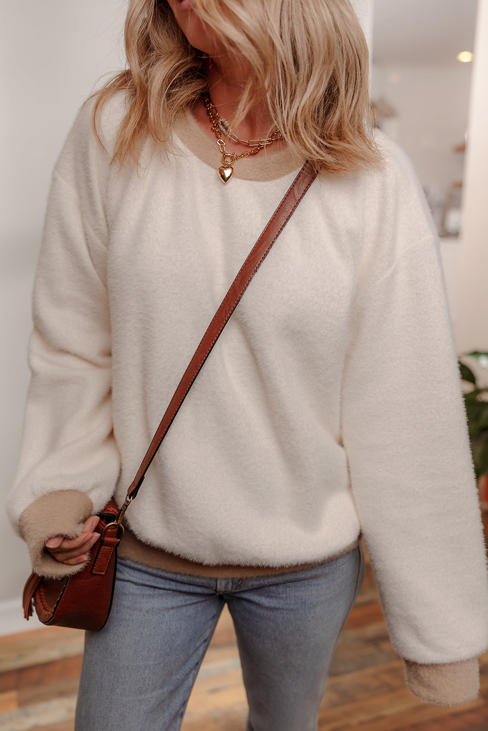 White Plush Soft Contrast Trim Colorblock Round Neck Sweatshirt
