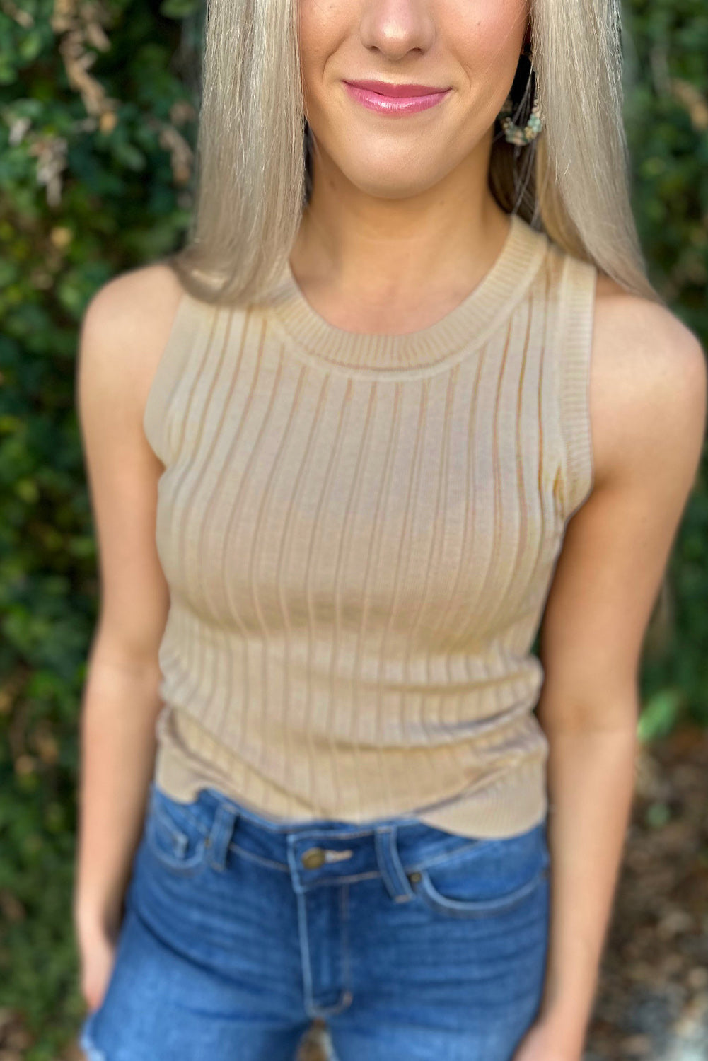 Apricot Ribbed Knit Sleeveless Crew Neck Top