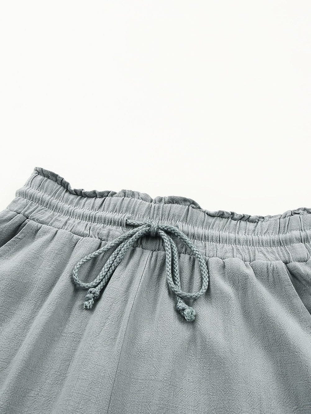 Beachy Gray Frayed Hem Pocketed Shorts