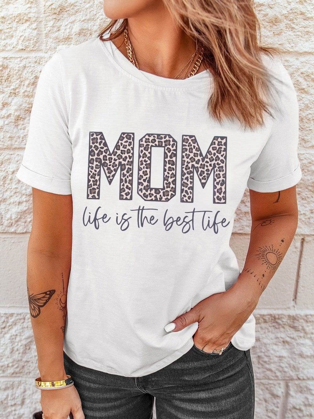 Best Life White MOM Graphic Tee for Her