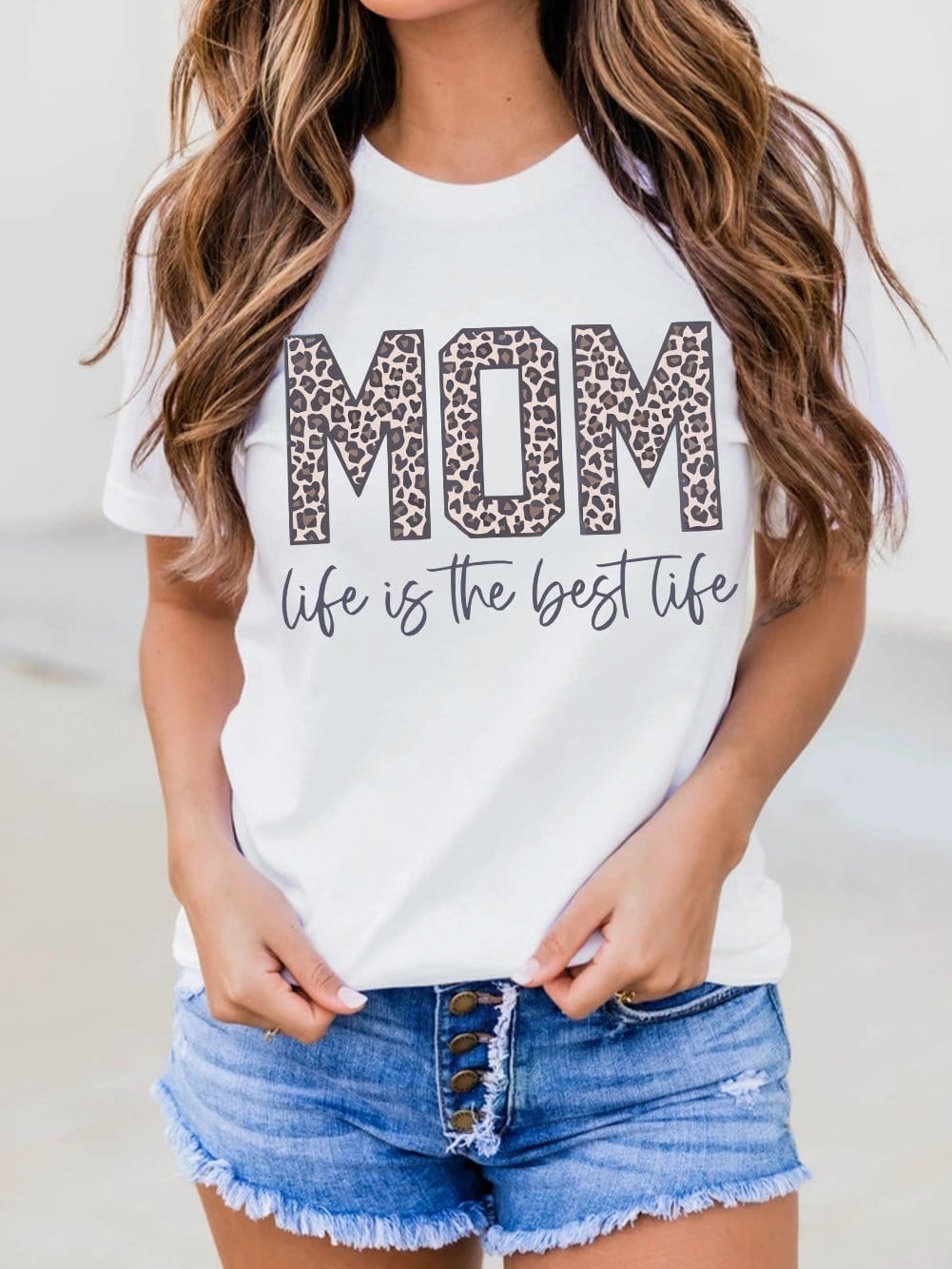 Best Life White MOM Graphic Tee for Her