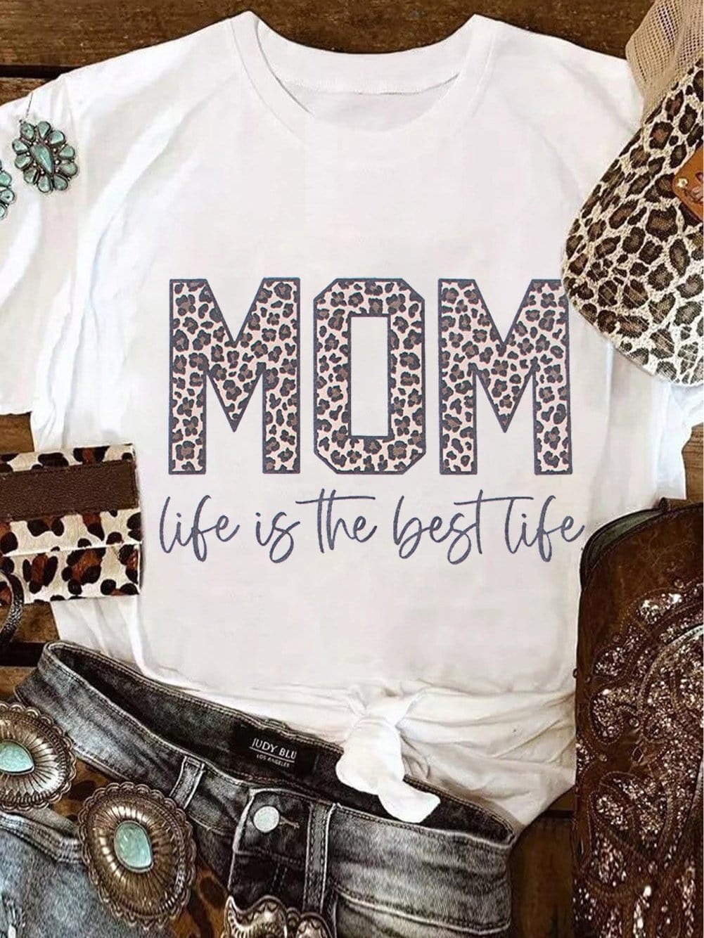 Best Life White MOM Graphic Tee for Her