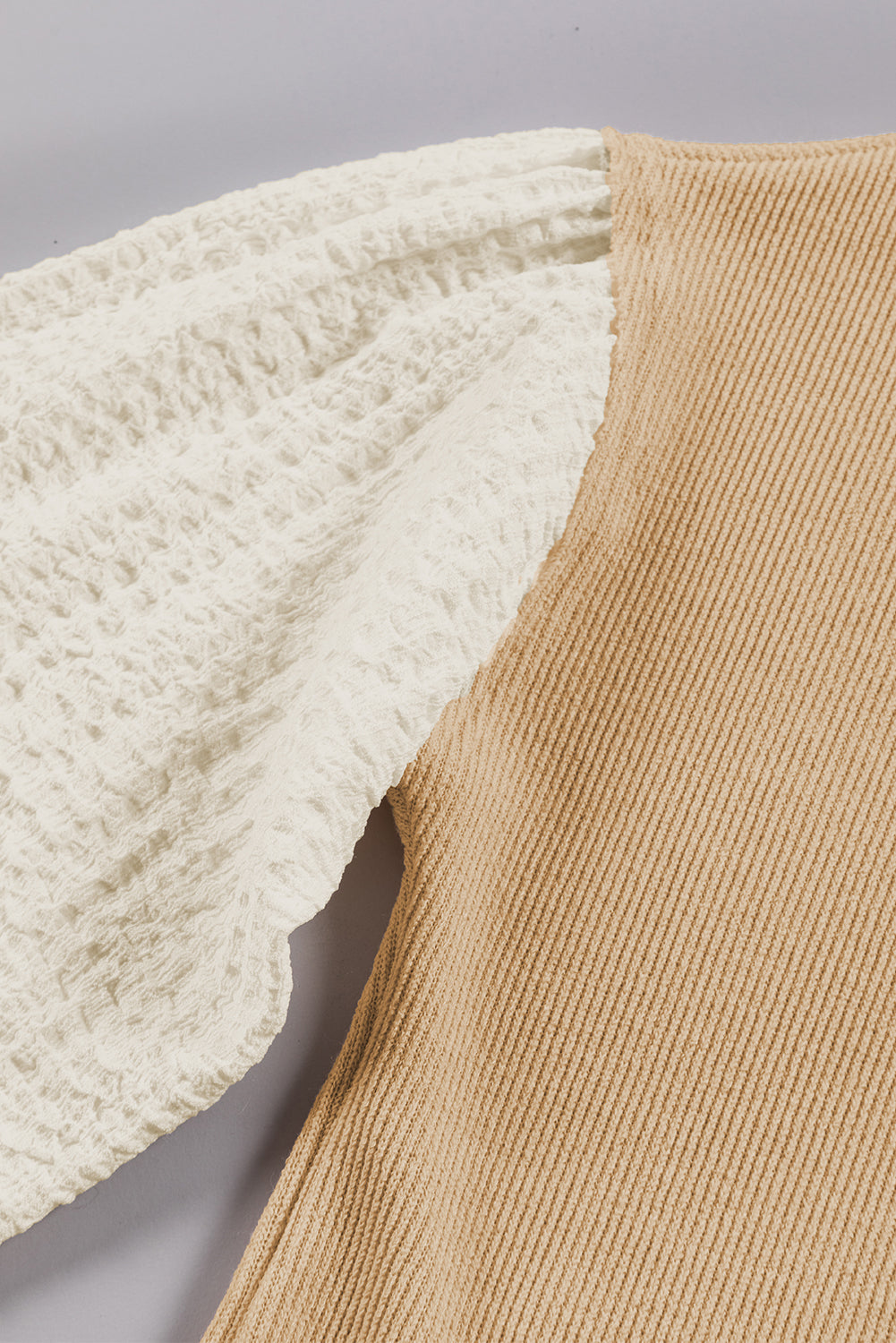 Gray Patchwork Puff Sleeve Crew Neck Top with Textured Detail