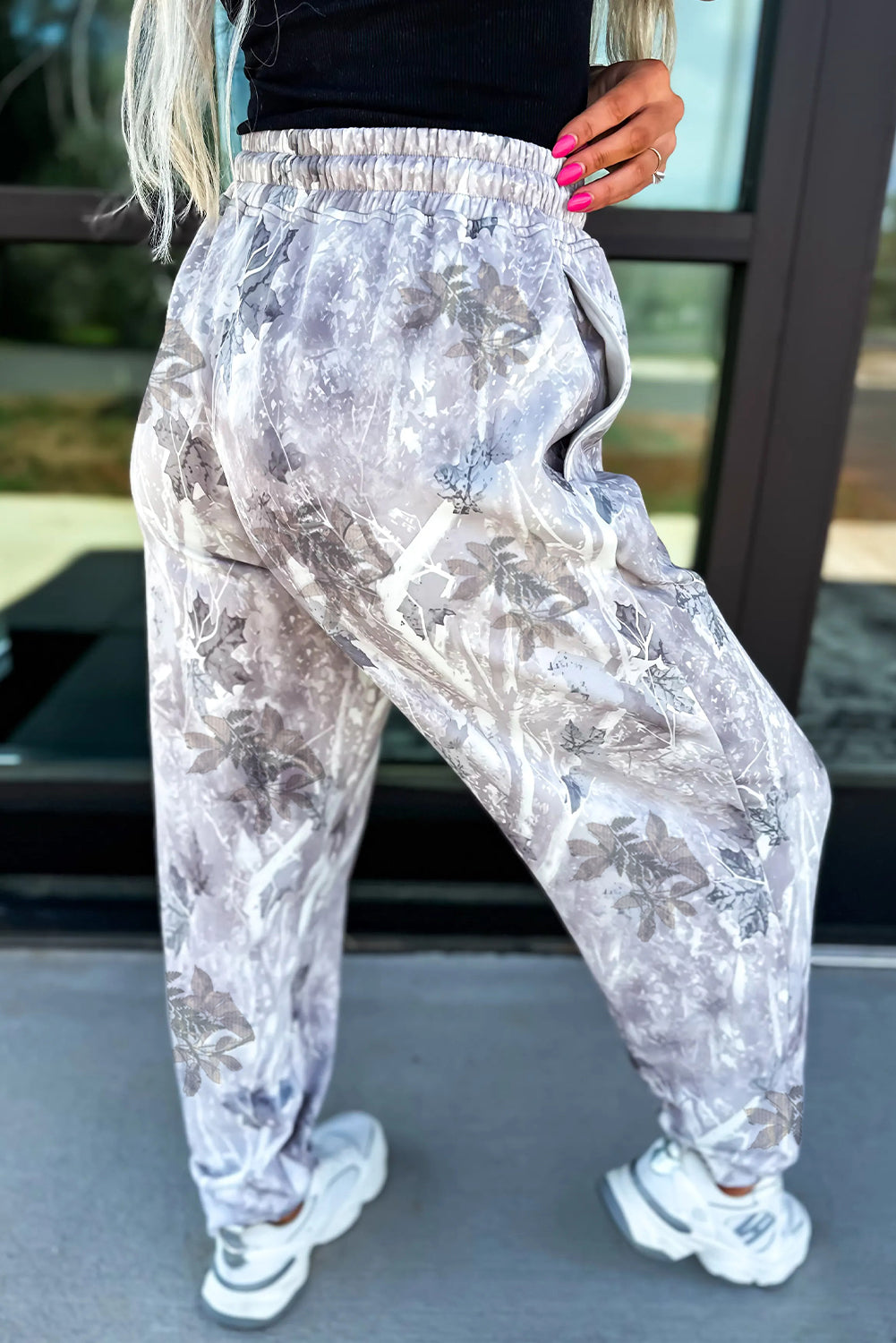 Gray Leafy Abstract Print Drawstring Elastic Waist Casual Pants