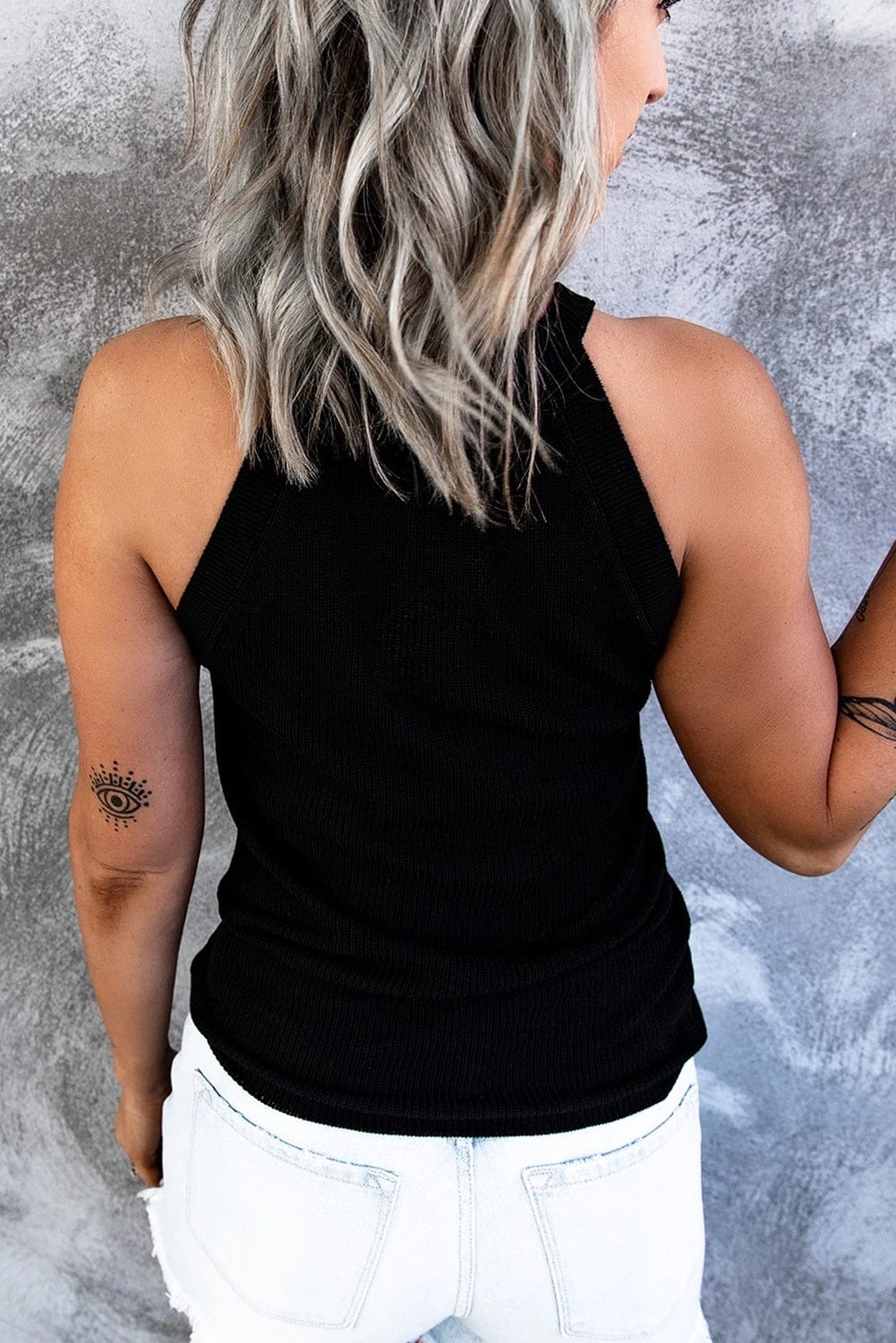 Black Sleeveless Crew Neck Tank Top for Women