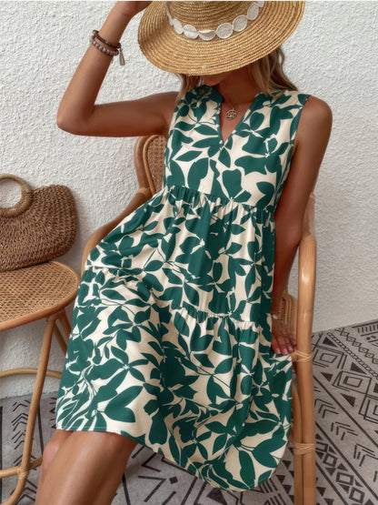 Bohemian Leaf Print Loose Pleated V-Neck Mini Dress with Fashionable Style