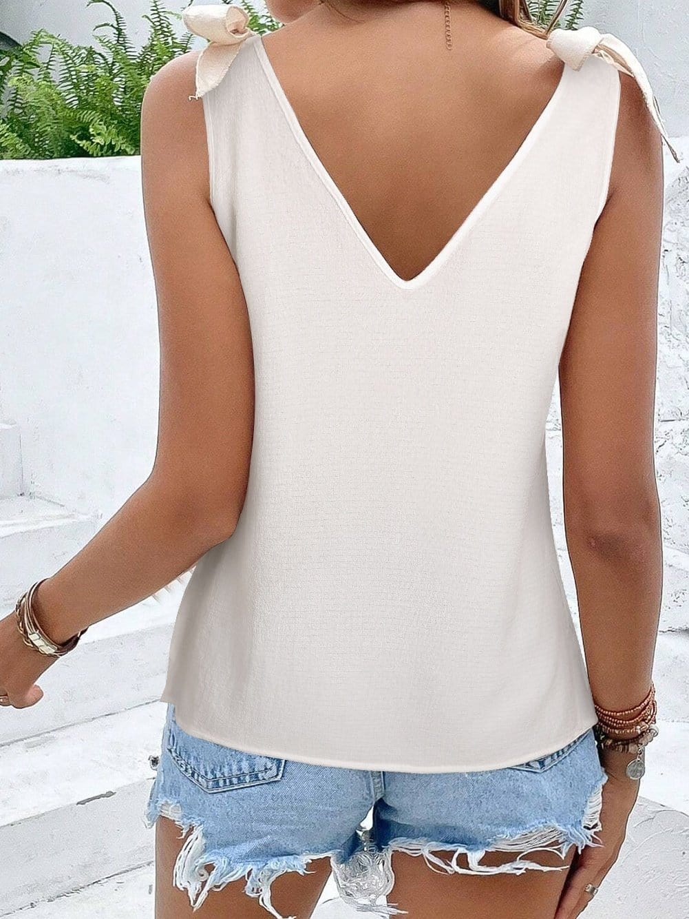 Boho Chic White Floral Embroidered Knotted Tank Top with Textured Fabric