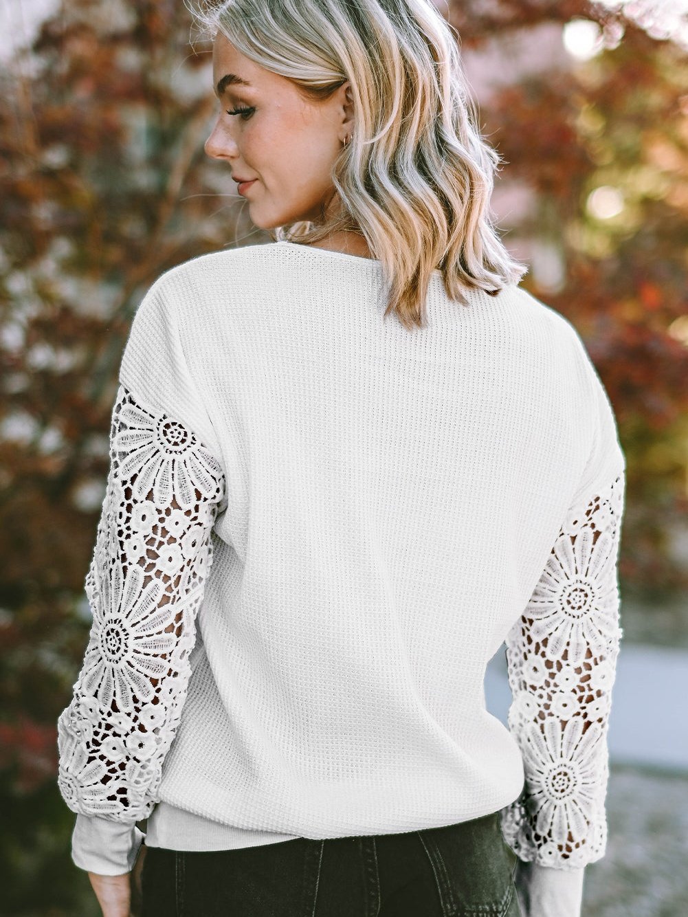 Elegant White Guipure Lace V-Neck Winter Top