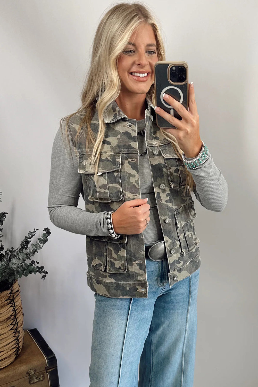 Green Camouflage Print Button Cargo Pocket Button Down Denim Vest