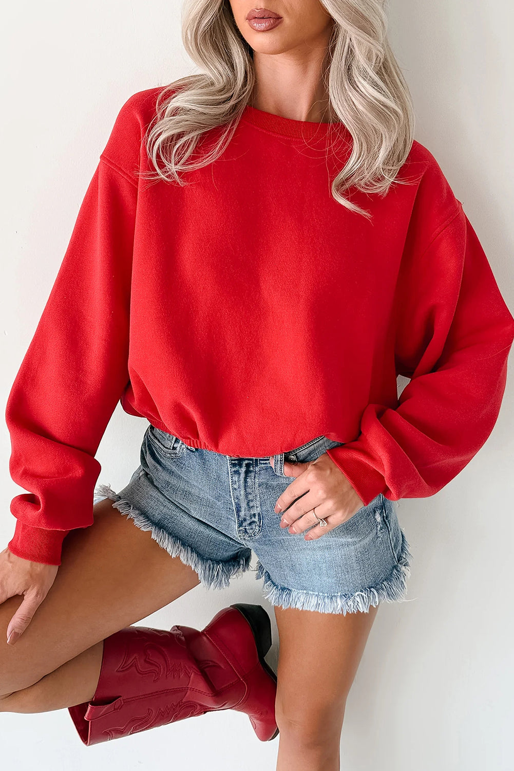 Fiery Red Cropped Elastic Hemline Drop Shoulder Solid Sweatshirt