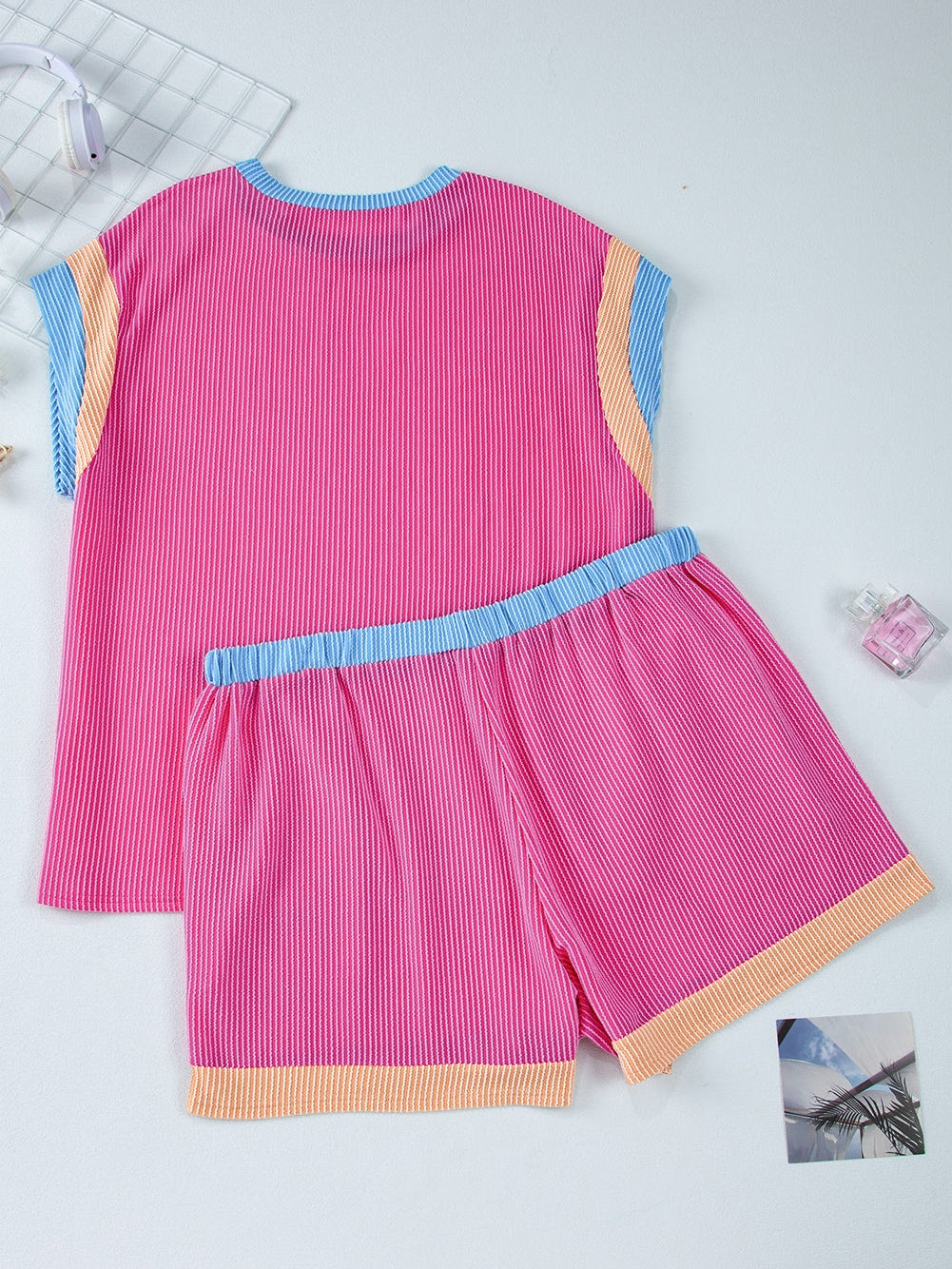 Vibrant Pink Patchwork Knit Lounge Set for Plus Size Women