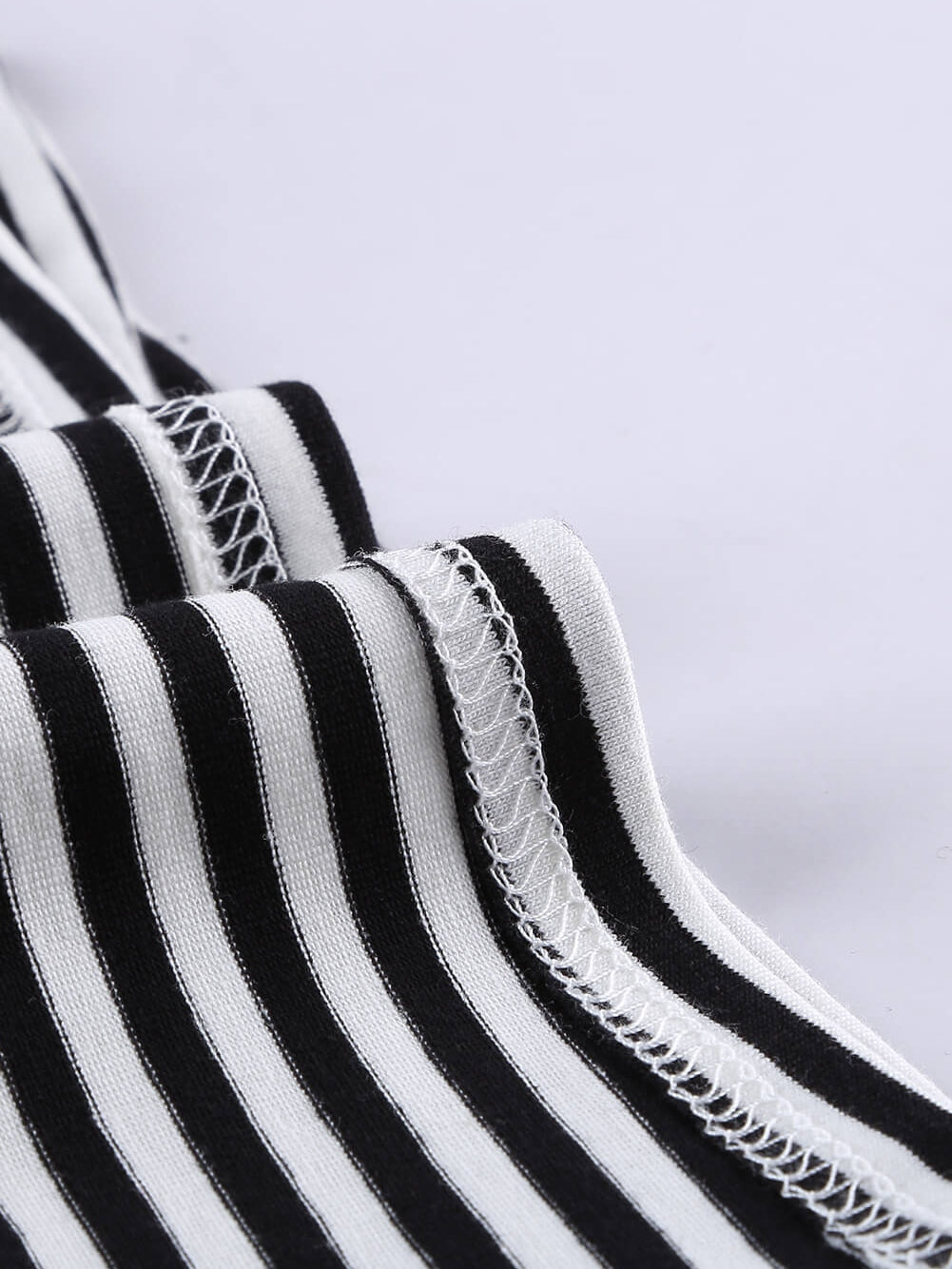 Fashionable Striped Colorblock Top with Long Sleeves