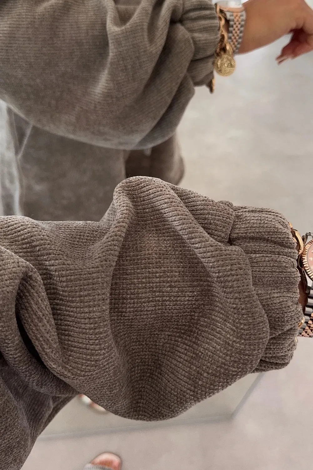 Dark Brown Solid Color Textured Knit Drop Shoulder Pullover Drawstring Shorts Set