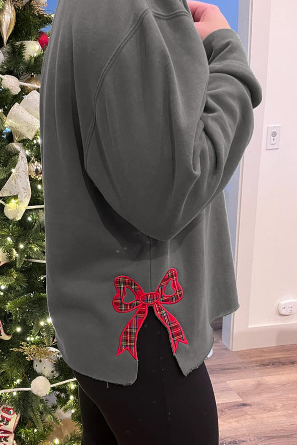 Medium Grey MERRY Side Bow Plaid Pattern Embroidered Graphic Plus Size Sweatshirt