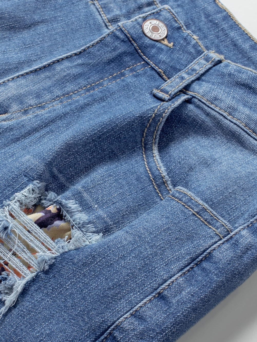Casual Floral Patchwork Rolled Hem Denim Shorts
