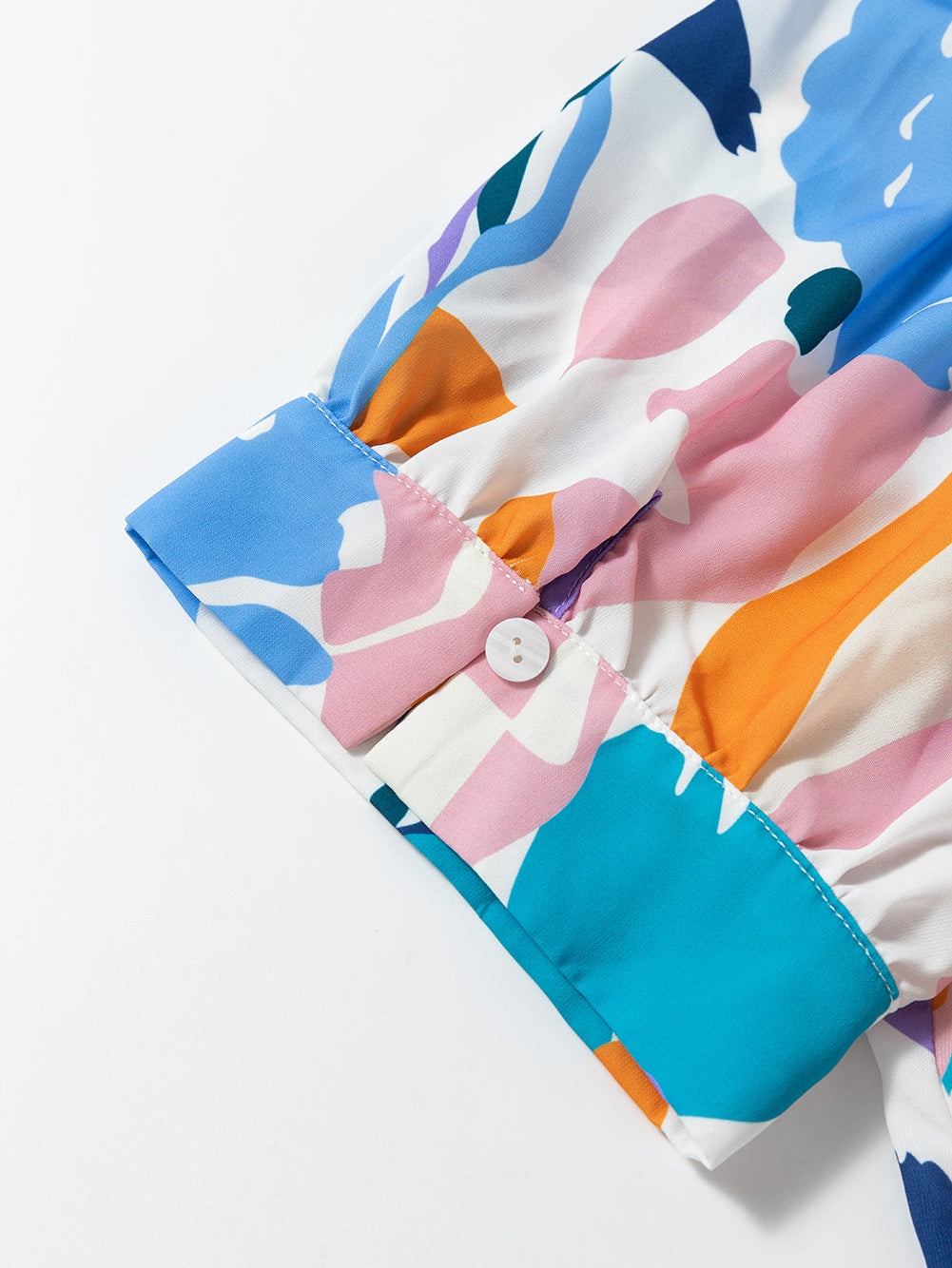 Sky Blue Geometric Print Puff Sleeve V Neck Top for Curvy Fashionistas