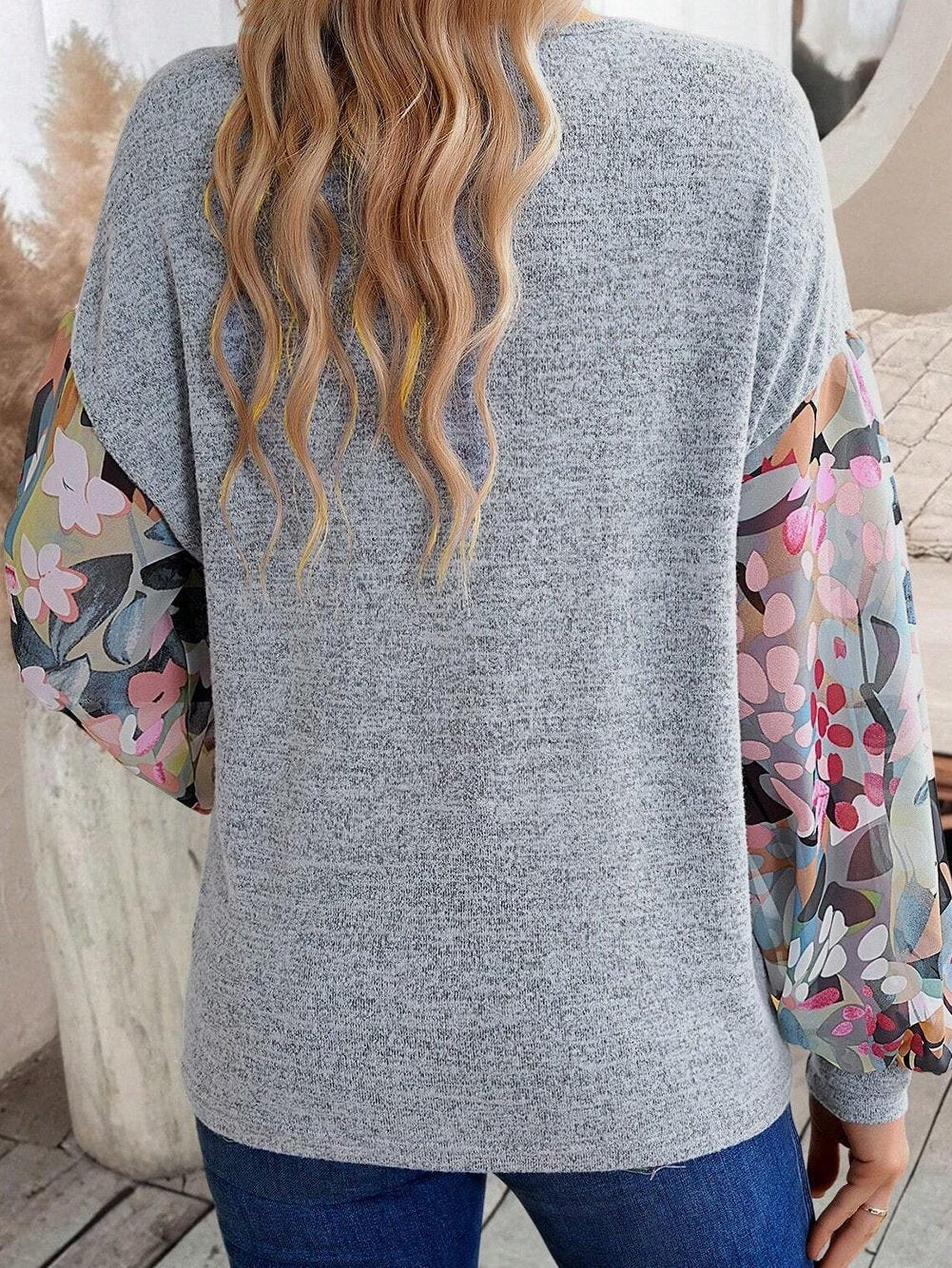 Elegant Gray Floral Lantern Sleeve V-Neck Blouse