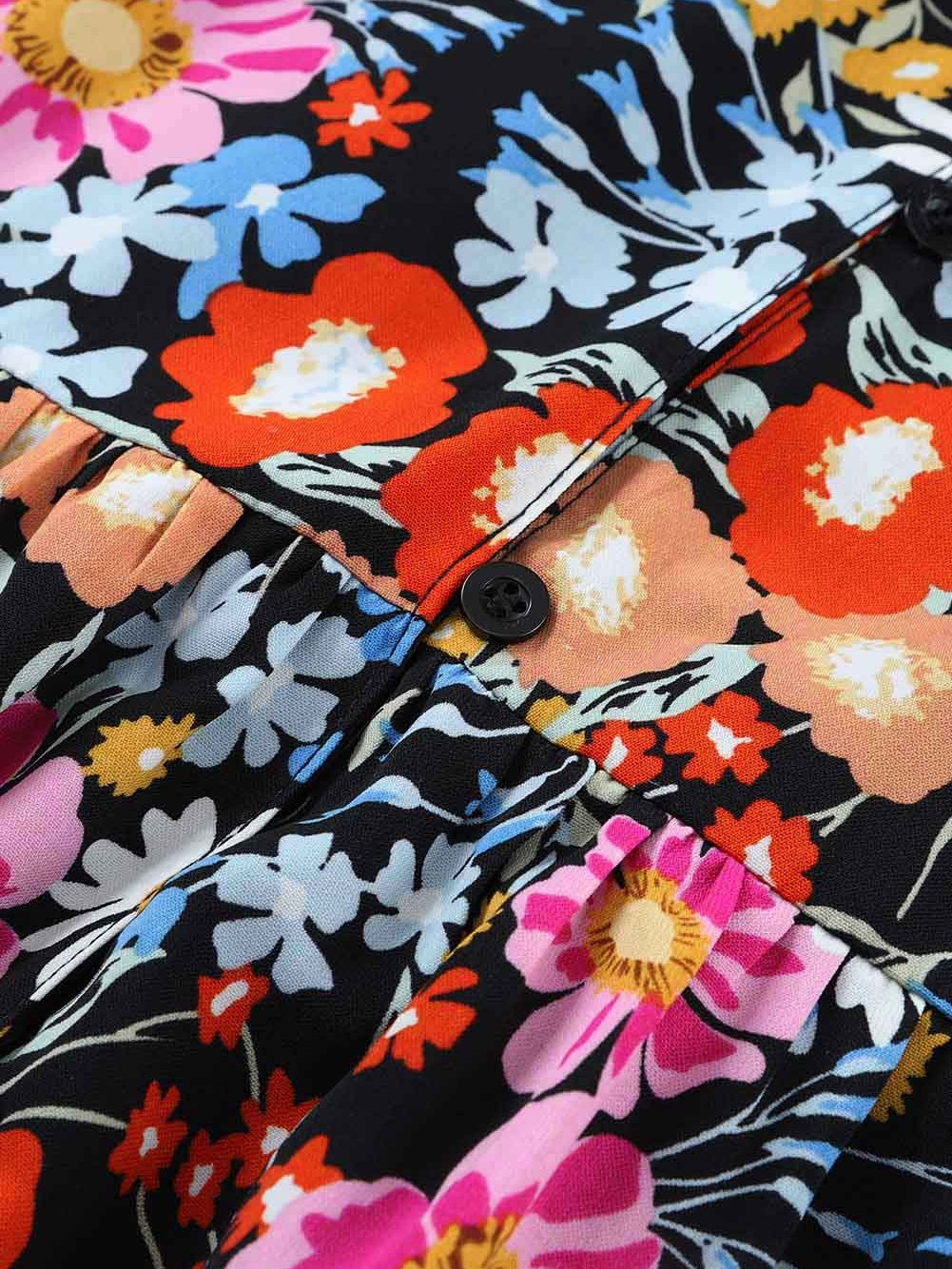 Chic Black Floral Tiered Maxi Dress with Short Sleeves