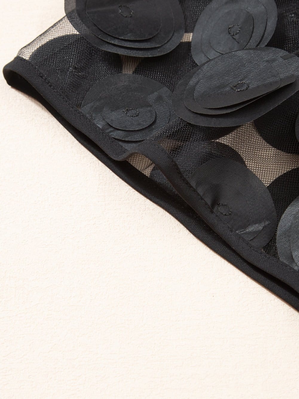 Chic Black Mesh Applique Half Sleeve Top