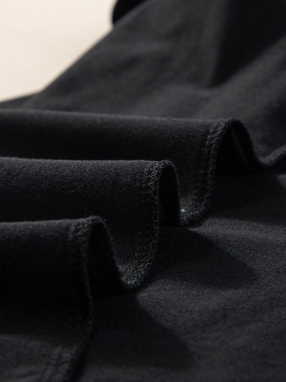 Chic Black V Neck Sleeveless Tank Top with Patched Pocket