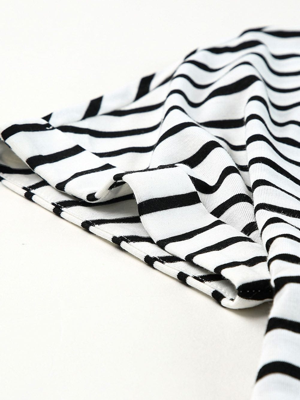 Chic Black V-Neck Striped Maxi Dress with Side Slits