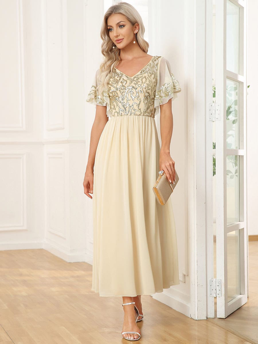 Chic V-Neck Mother of the Bride Dress with Short Ruffles Sleeves