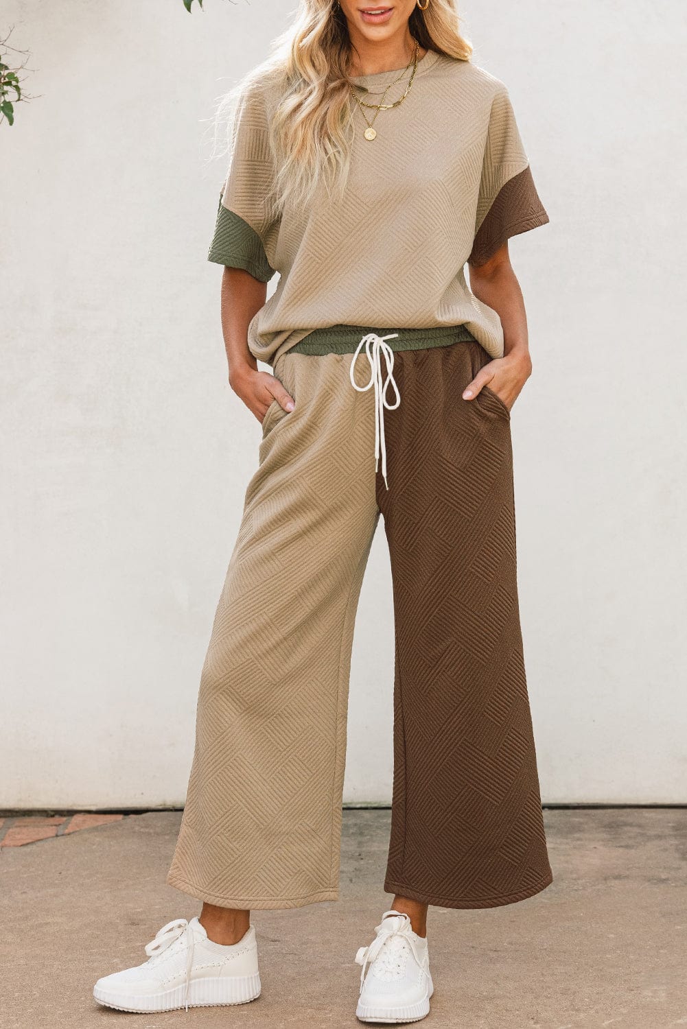 Colorblock Ribbed Textured Tee and Wide Leg Pants Set